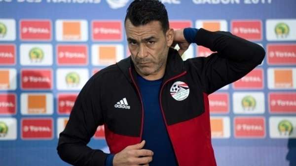 عصام الحضري