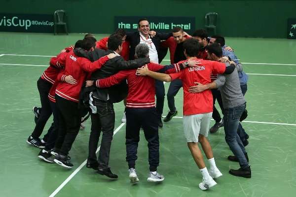 فرحة منتخب لبنان بعد الفوز