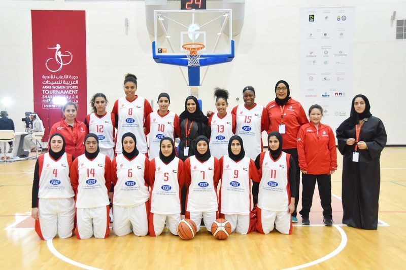 لاعبات الشارقة الرياضي لكرة السلة