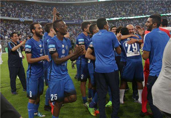 لاعبو الهلال
