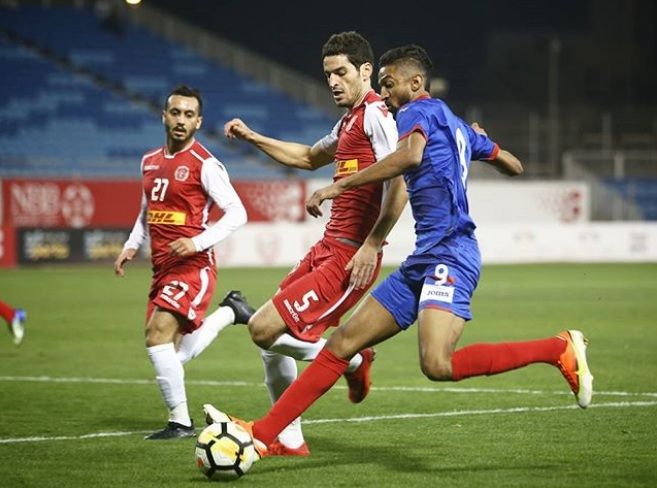 جانب من مباراة المحرق مع المنامة