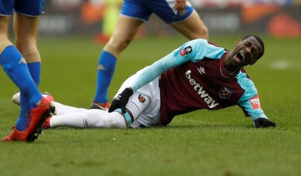 2018-01-27t154328z_434842334_rc13f6ecaf70_rtrmadp_3_soccer-england-wig-whu_reuters