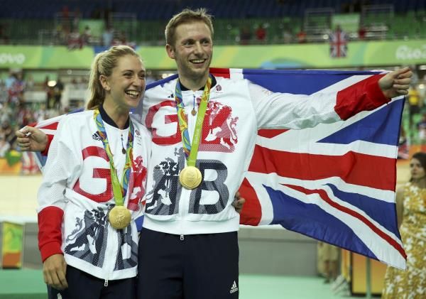لورا كيني