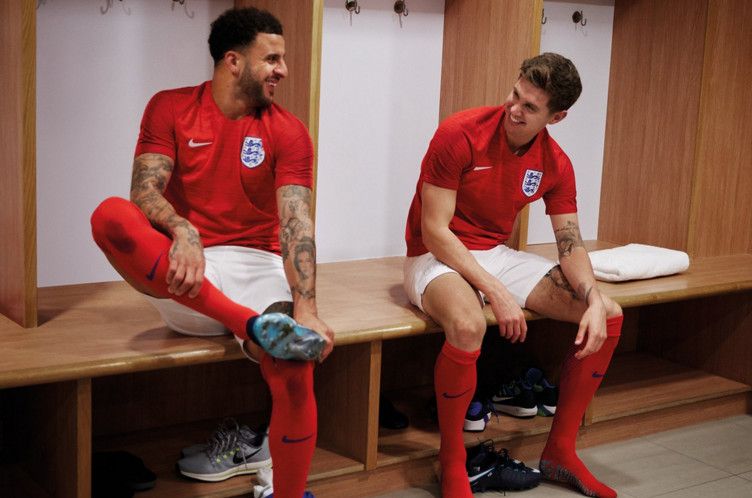 القميص الجديد لمنتخب إنجلترا