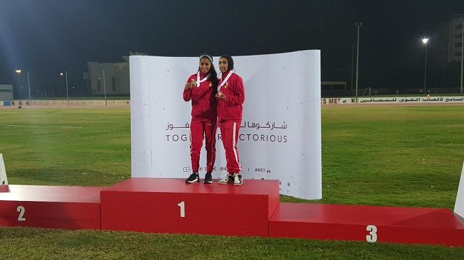 تتويج لاعبات البحرين بميداليات ألعاب القوى