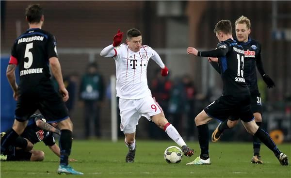 ليفاندوفسكي في إحدى مباريات بايرن