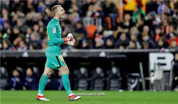 ?i=epa%2fsoccer%2f2018-02%2f2018-02-08%2f2018-02-08-06506462_epa