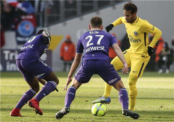 نيمار خلال المباراة