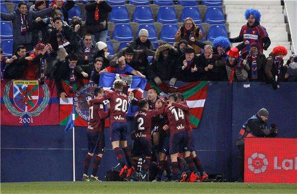 لاعبو إيبار