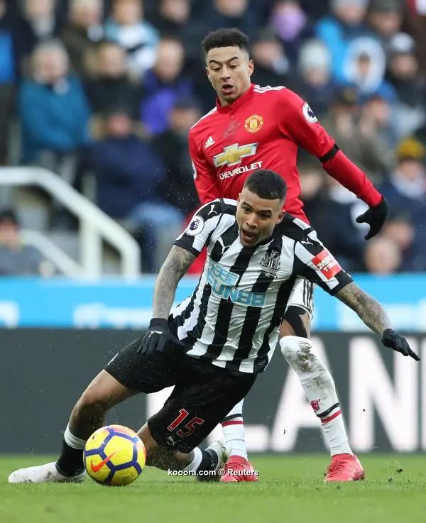 ?i=reuters%2f2018-02-11%2f2018-02-11t153116z_1618139381_rc1c3fda9d00_rtrmadp_3_soccer-england-new-mun_reuters
