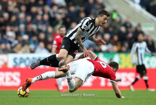 ?i=reuters%2f2018-02-11%2f2018-02-11t160554z_53739144_rc1e1ee5ad00_rtrmadp_3_soccer-england-new-mun_reuters