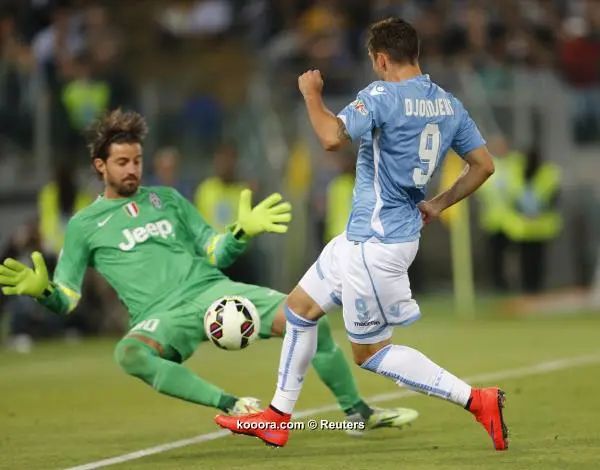 ?i=reuters%2f2015-05-20%2f2015-05-20t202937z_75155377_mt1aci13749607_rtrmadp_3_football_reuters