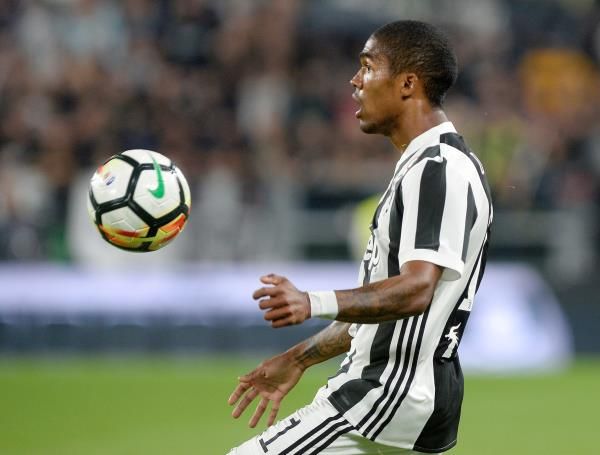 دوجلاس كوستا