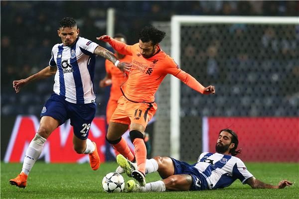 لقطة من مباراة بورتو وليفربول