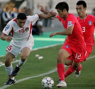 النجم الاردني عدي الصيفي خلال مباريات المنتخب الاردني