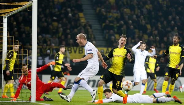 جانب من مباراة دورتموند وأتالانتا