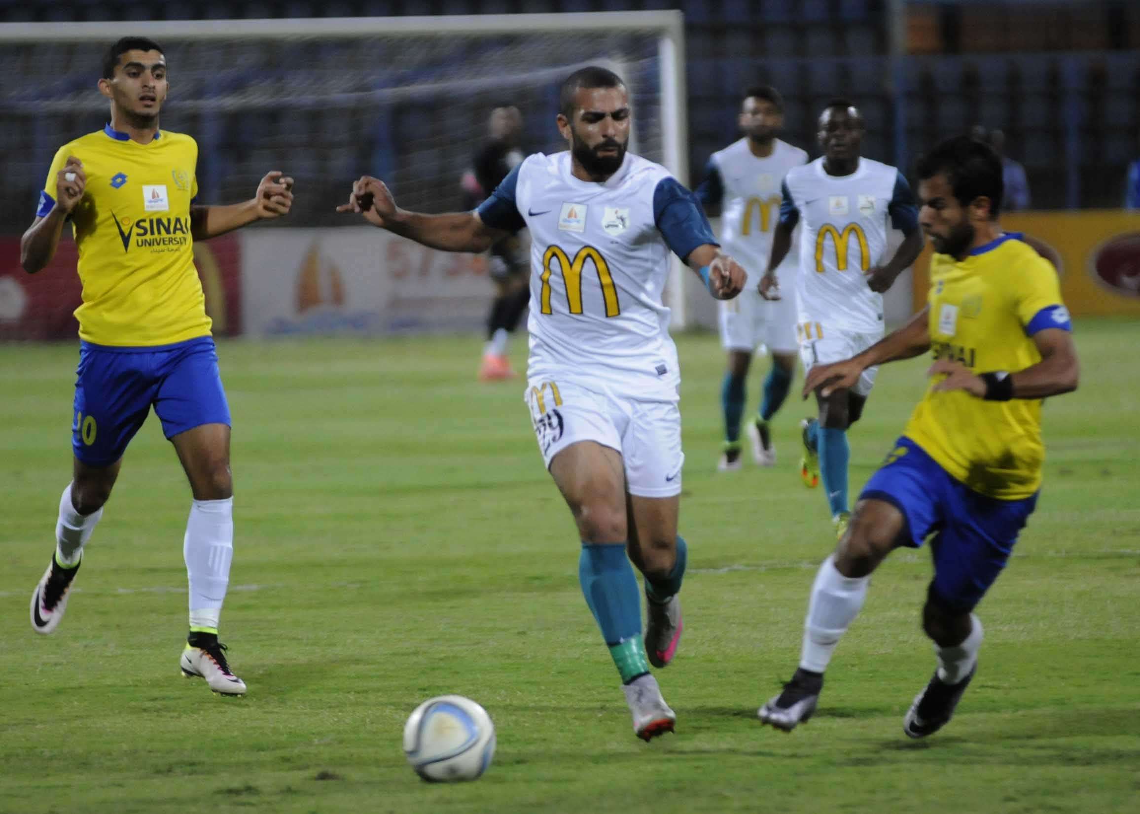 جانب من مباراة سابقة بين الإسماعيلي وإنبي