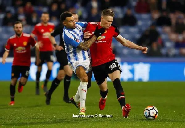 ?i=reuters%2f2018-02-17%2f2018-02-17t191956z_802156631_rc1d19bf2570_rtrmadp_3_soccer-england-hdd-mun_reuters