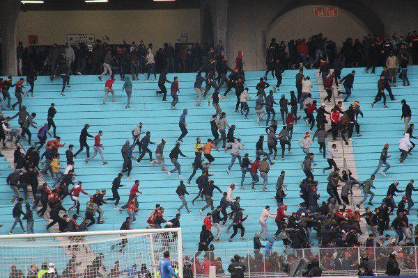  من أحداث ملعب رادس خلال كلاسيكو الترجي والنجم 