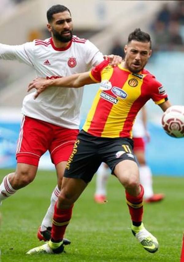 البلايلي خلال كلاسيكو النجم الساحلي 