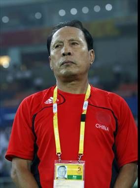 مدرب منتخب الصين للسيدات السيد شانغ رويهوا 