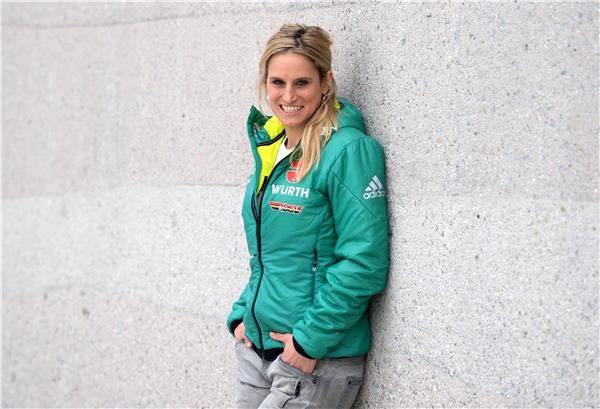 نيكول فيسيل