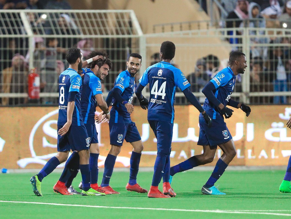 لاعبو الهلال