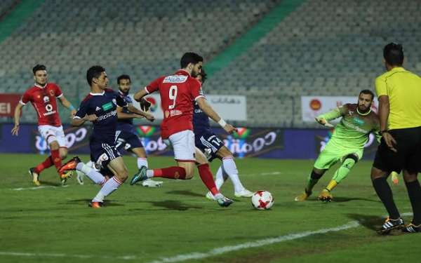 من لقاء الأهلي والنصر 