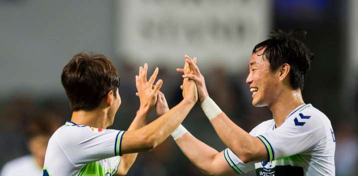 فرحة لاعبي تشونبوك