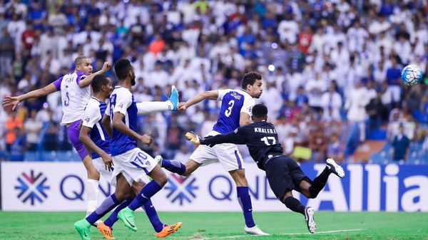 مواجهة سابقة بين الهلال والعين