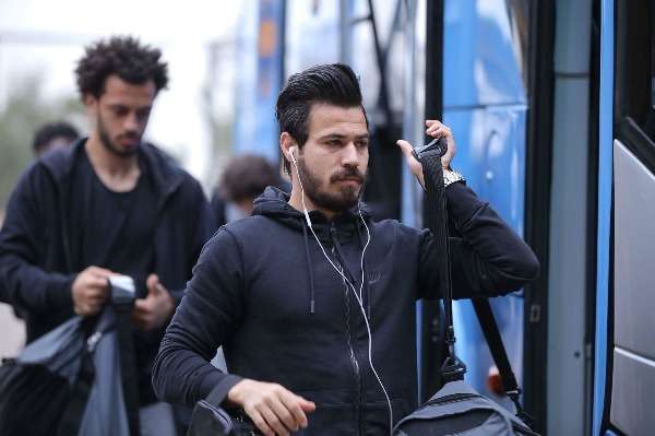 من وصول لاعبي المقاصة