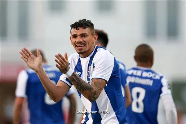 ?i=epa%2fsoccer%2f2018-02%2f2018-02-21%2f2018-02-21-06551292_epa