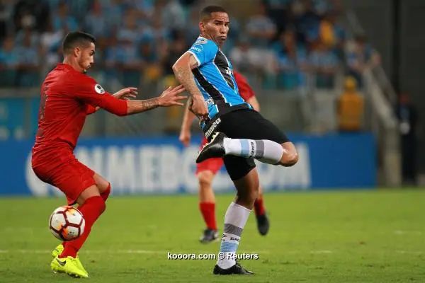 ?i=reuters%2f2018-02-22%2f2018-02-22t025157z_1431632419_rc1e33834410_rtrmadp_3_soccer-recopa-sudamericana_reuters