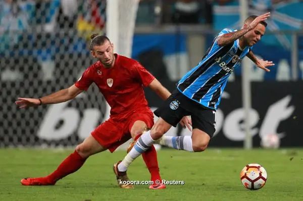 ?i=reuters%2f2018-02-22%2f2018-02-22t015217z_920905967_rc19c571e9c0_rtrmadp_3_soccer-recopa-sudamericana_reuters