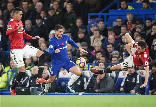 جانب من لقاء سابق بين الفريقين