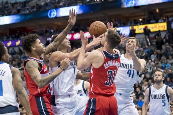 من مباريات دالاس مافريكس