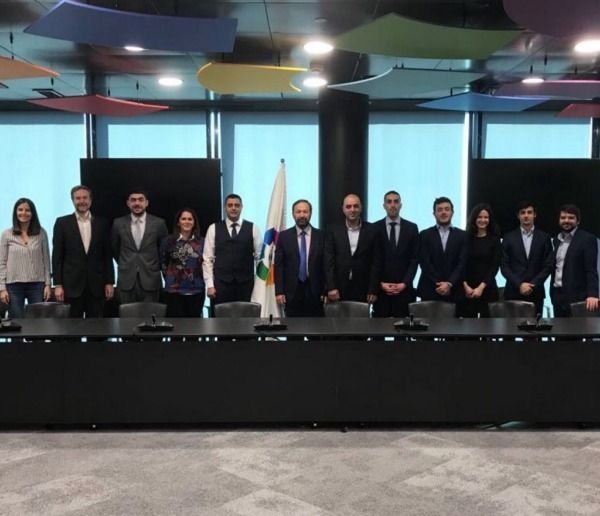 المشاركون في لقطة جامعة