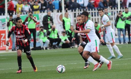 لقاء سابق بين الفريقين