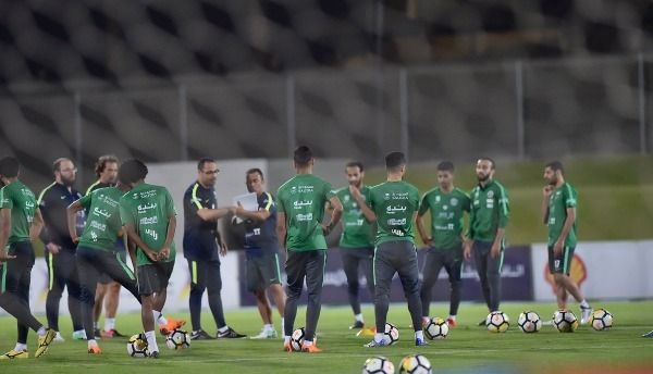 جانب من التدريبات