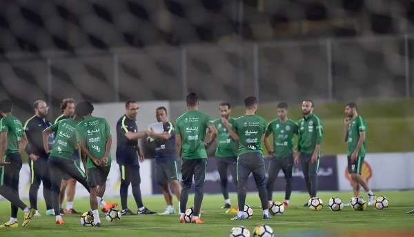 جانب من التدريبات