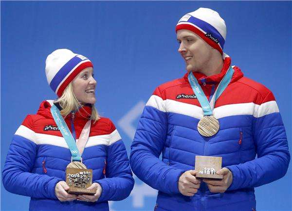 ماجنوس نيدريجوتن وكريستين سكاسلين