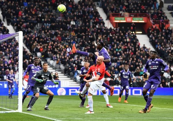 لقطة من المباراة