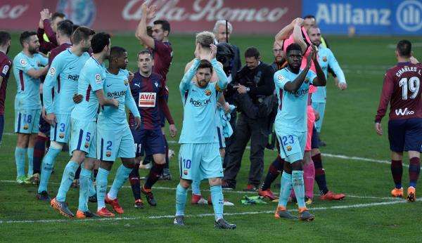 لاعبو برشلونة