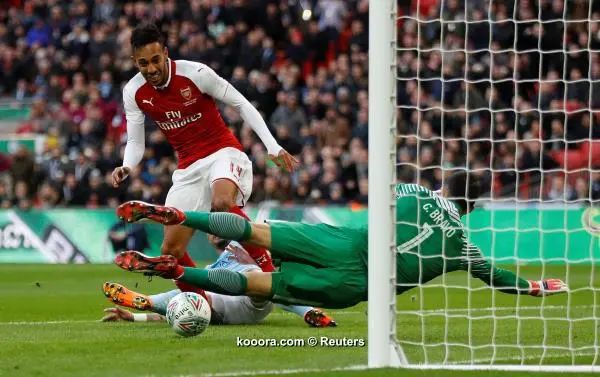 ?i=reuters%2f2018-02-25%2f2018-02-25t164402z_1139636121_rc1f93612ee0_rtrmadp_3_soccer-england-cup-ars-mci_reuters