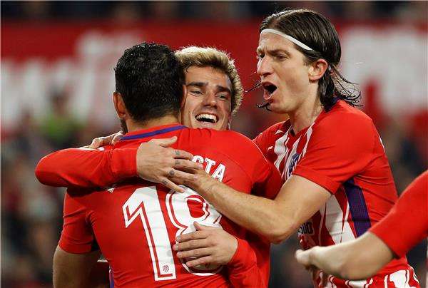 فرحة لاعبي أتلتيكو مدريد