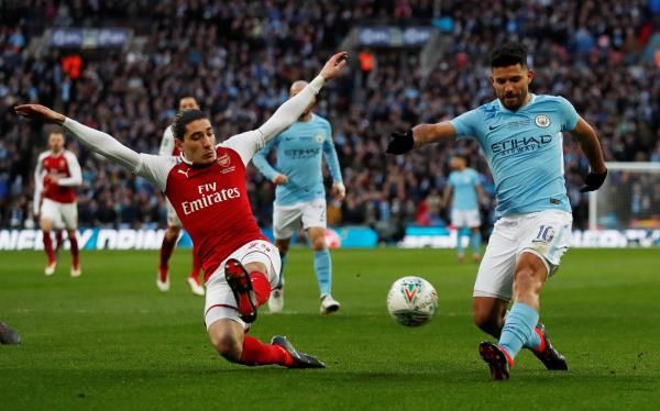 أجويرو أمام آرسنال