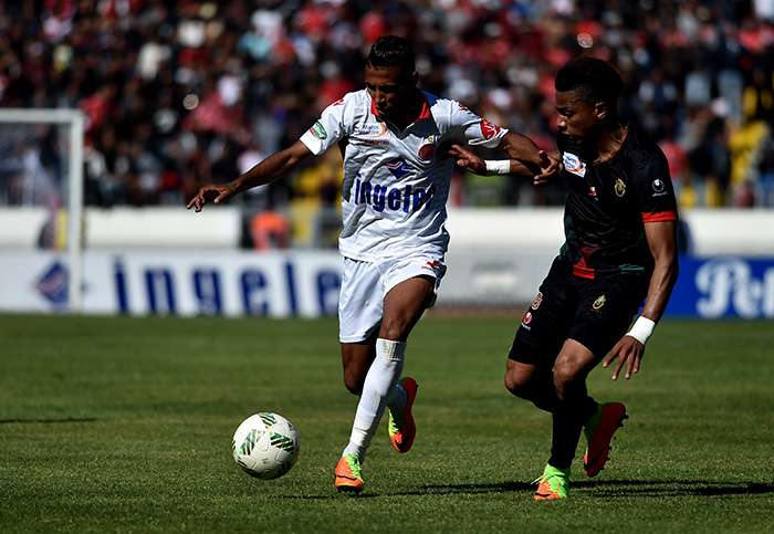 جانب من مباراة سابقة بين الفريقين