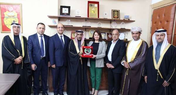 من الاستقبال