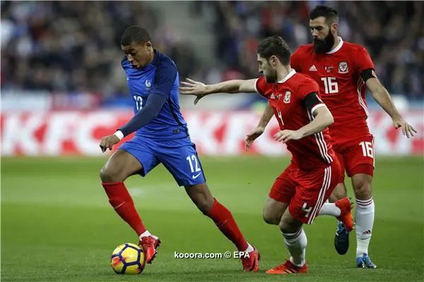 ?i=epa%2fsoccer%2f2017-11%2f2017-11-10%2f2017-11-10-06321228_epa