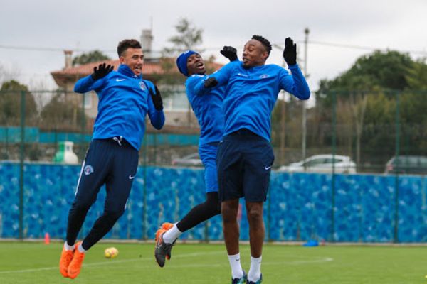 محمود حسن تريزيجيه مع قاسم باشا